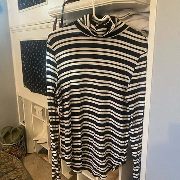 Striped Ribbed High Neck Long Sleeve - Black - Picture 2 of 3